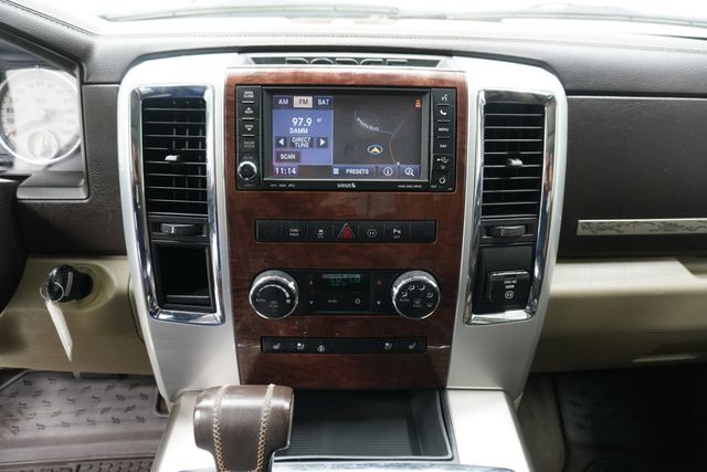 2011 Ram 1500 2WD Crew Cab 140.5" Laramie Longhorn Edition - 23016465 - 15