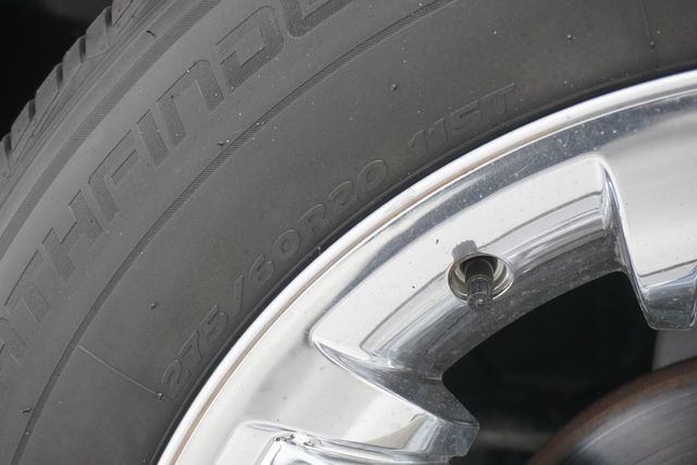 2011 Ram 1500 2WD Crew Cab 140.5" Laramie Longhorn Edition - 23016465 - 24