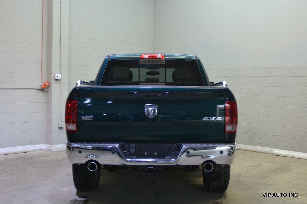 2011 Ram 1500 4WD Crew Cab 140.5" Laramie - 23085102 - 11