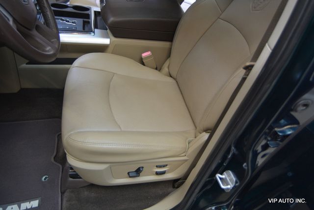 2011 Ram 1500 4WD Crew Cab 140.5" Laramie - 23085102 - 28