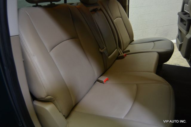 2011 Ram 1500 4WD Crew Cab 140.5" Laramie - 23085102 - 34