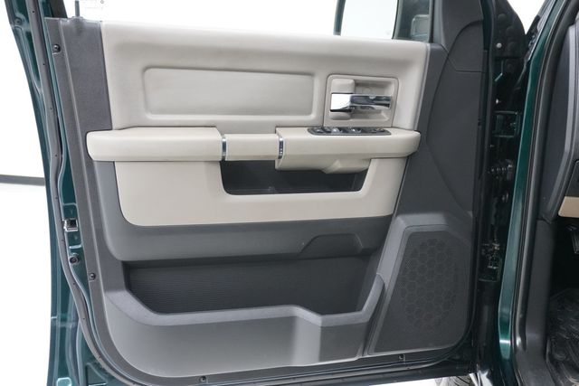 2011 Ram 1500 4WD Crew Cab 140.5" Outdoorsman - 23000296 - 12