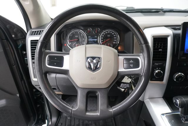 2011 Ram 1500 4WD Crew Cab 140.5" Outdoorsman - 23000296 - 14
