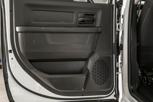 2011 Ram 4500 4500 CREW 4X4 * 6.7 CUMMINS * 9' C&M FLATBED * NEW TIRES * LOCAL - 12970987 - 29