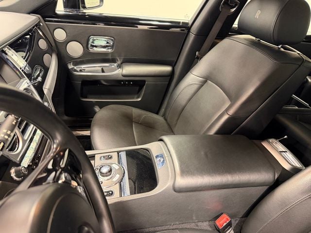 2011 Rolls-Royce Ghost 4dr Sedan - 22997840 - 25