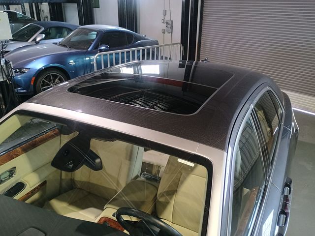 2011 Rolls-Royce Ghost 4dr Sedan Clean Carfax - 22933778 - 9