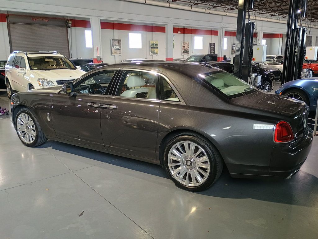 2011 Rolls-Royce Ghost 4dr Sedan Clean Carfax - 22933778 - 1