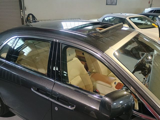 2011 Rolls-Royce Ghost 4dr Sedan Clean Carfax - 22933778 - 41