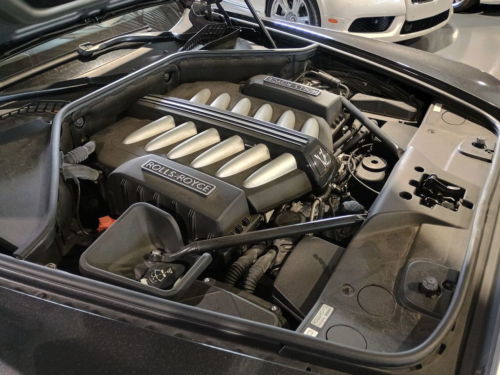 2011 Rolls-Royce Ghost 4dr Sedan Clean Carfax - 22933778 - 45