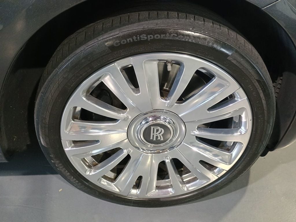 2011 Rolls-Royce Ghost 4dr Sedan Clean Carfax - 22933778 - 56