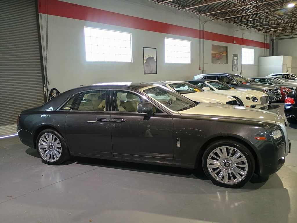 2011 Rolls-Royce Ghost 4dr Sedan Clean Carfax - 22933778 - 5