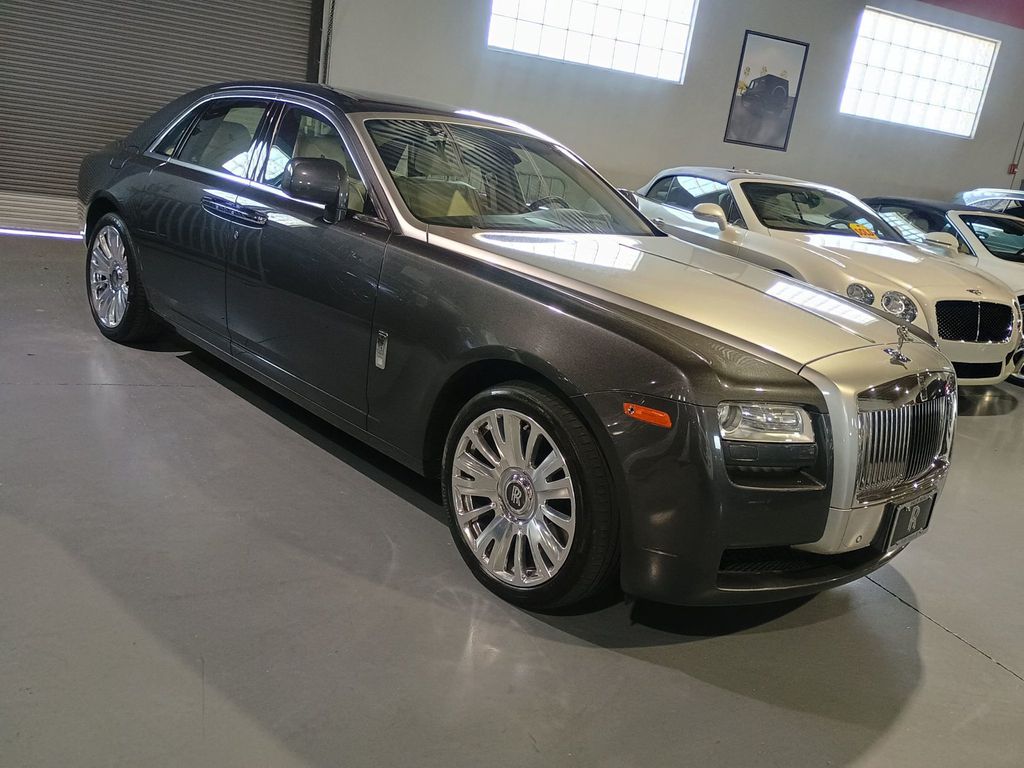 2011 Rolls-Royce Ghost 4dr Sedan Clean Carfax - 22933778 - 6