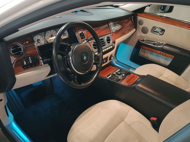 2011 Rolls-Royce Ghost 4dr Sedan Clean Carfax - 23061392 - 9