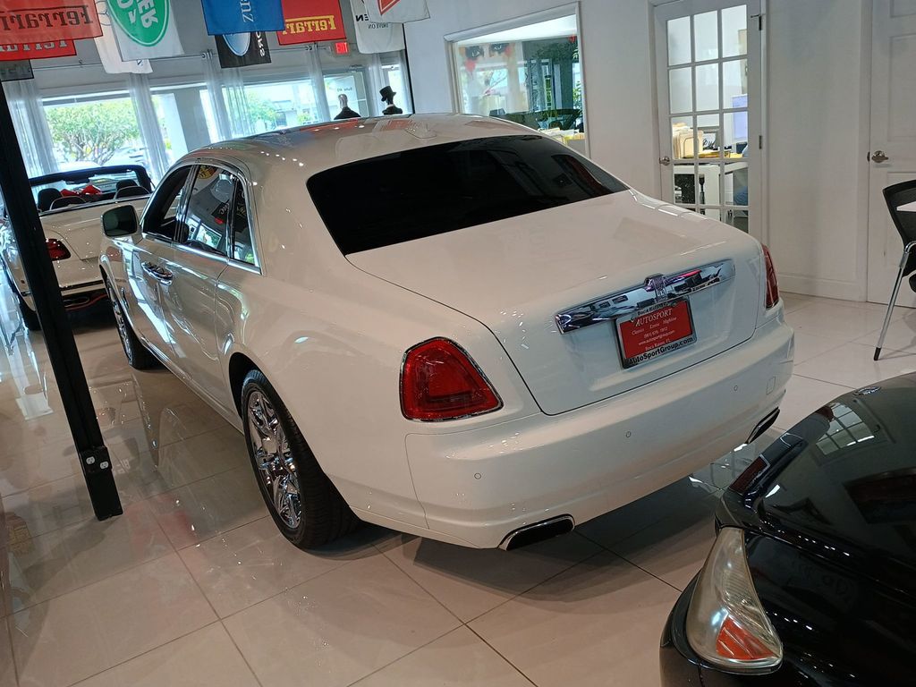 2011 Rolls-Royce Ghost 4dr Sedan Clean Carfax - 23061392 - 1