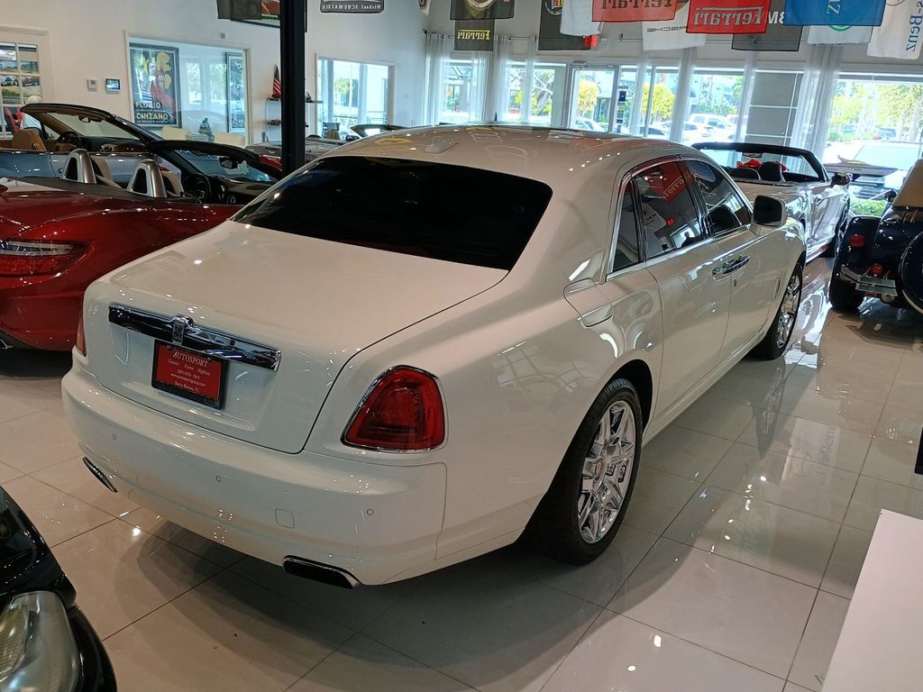 2011 Rolls-Royce Ghost 4dr Sedan Clean Carfax - 23061392 - 2
