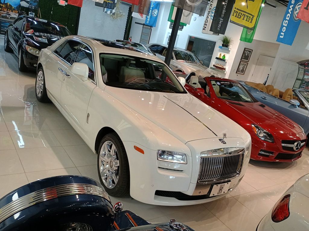 2011 Rolls-Royce Ghost 4dr Sedan Clean Carfax - 23061392 - 4