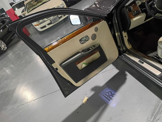 2011 Rolls-Royce Ghost 4dr Sedan Clean Carfax - 23099042 - 11