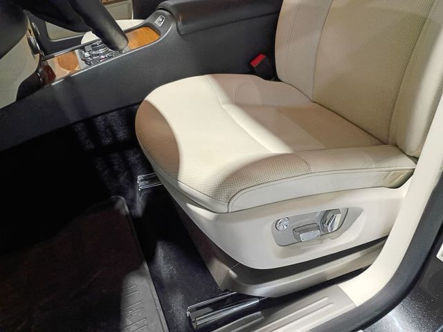 2011 Rolls-Royce Ghost 4dr Sedan Clean Carfax - 23099042 - 14