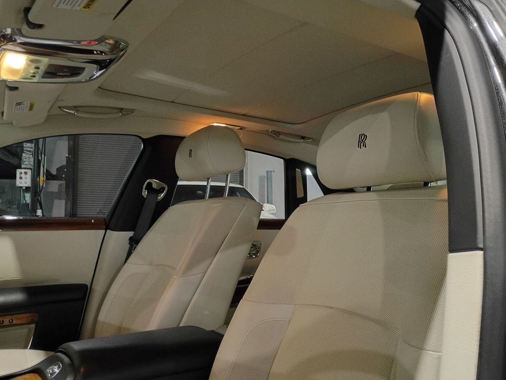 2011 Rolls-Royce Ghost 4dr Sedan Clean Carfax - 23099042 - 15