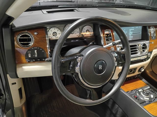 2011 Rolls-Royce Ghost 4dr Sedan Clean Carfax - 23099042 - 17