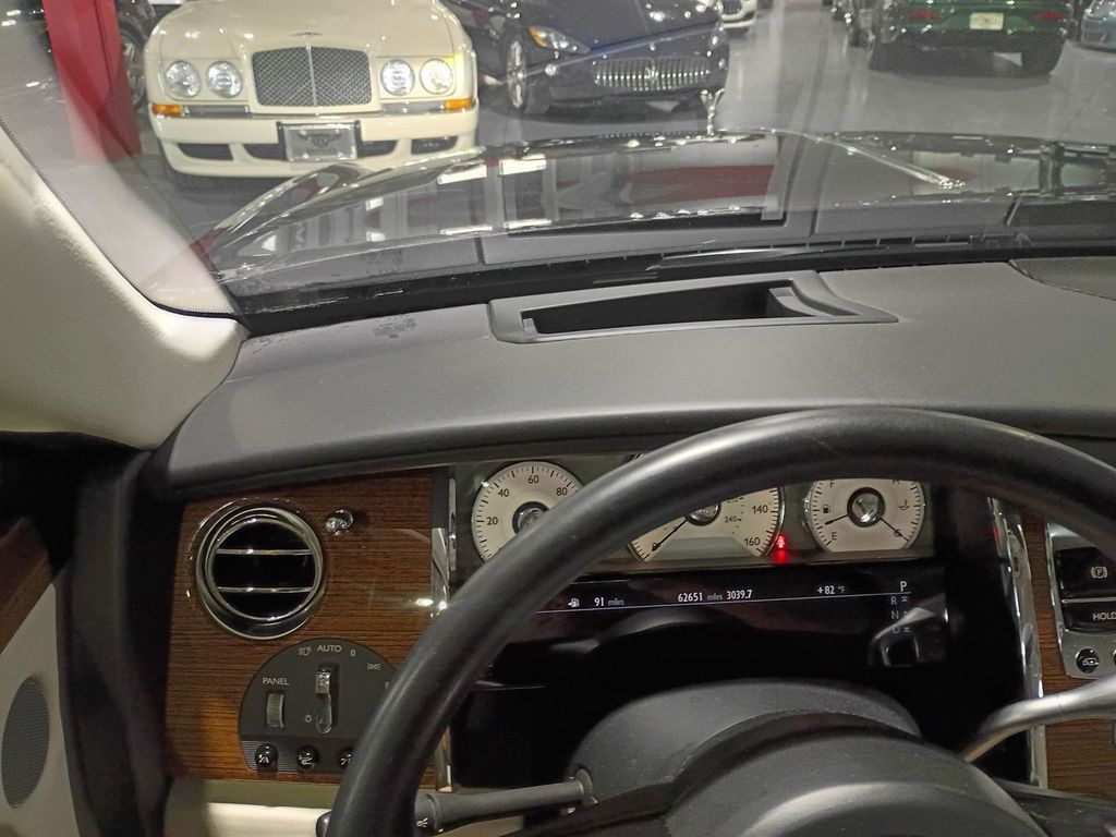 2011 Rolls-Royce Ghost 4dr Sedan Clean Carfax - 23099042 - 20