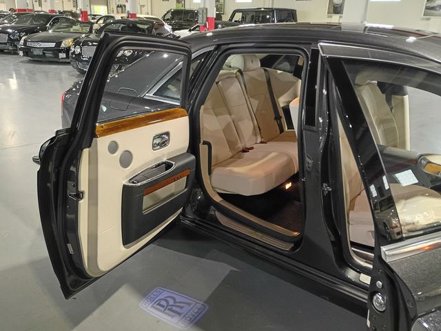 2011 Rolls-Royce Ghost 4dr Sedan Clean Carfax - 23099042 - 31