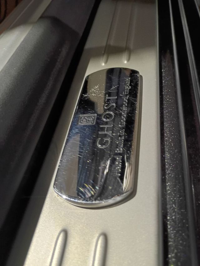 2011 Rolls-Royce Ghost 4dr Sedan Clean Carfax - 23099042 - 37