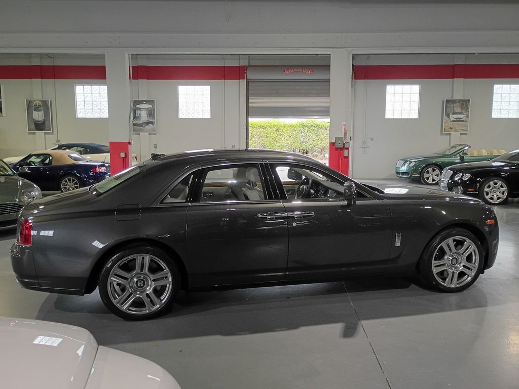 2011 Rolls-Royce Ghost 4dr Sedan Clean Carfax - 23099042 - 6