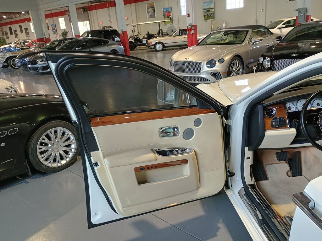 2011 Rolls-Royce Ghost 4dr Sedan Clean Carfax Florida Car - 23005354 - 12