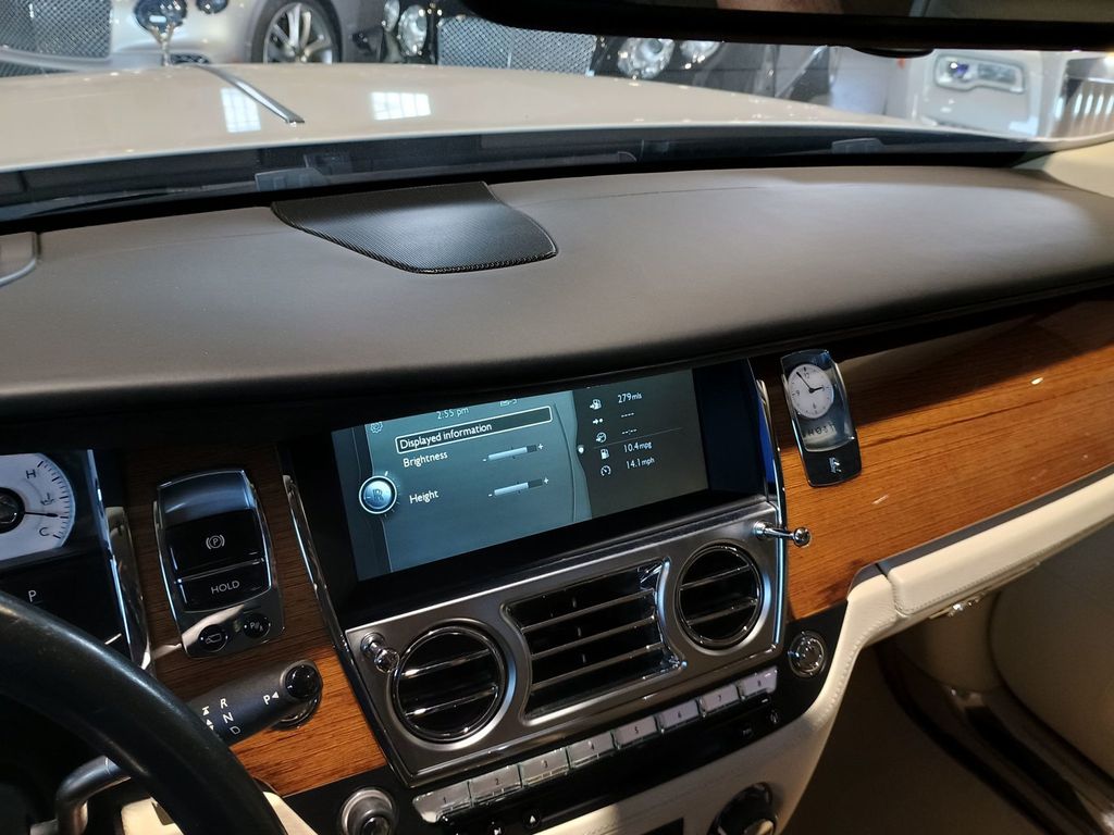 2011 Rolls-Royce Ghost 4dr Sedan Clean Carfax Florida Car - 23005354 - 20