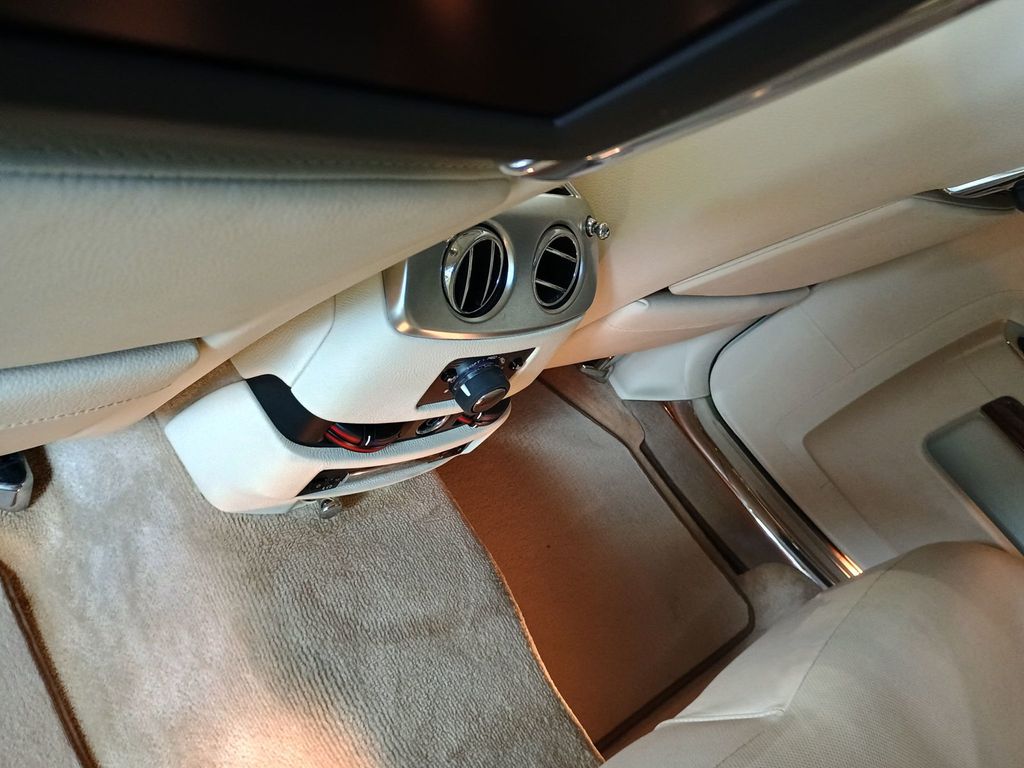 2011 Rolls-Royce Ghost 4dr Sedan Clean Carfax Florida Car - 23005354 - 30