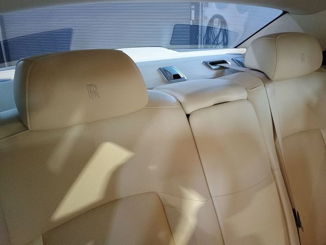 2011 Rolls-Royce Ghost 4dr Sedan Clean Carfax Florida Car - 23005354 - 32