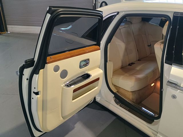 2011 Rolls-Royce Ghost 4dr Sedan Clean Carfax Florida Car - 23005354 - 33