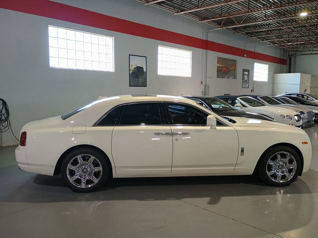 2011 Rolls-Royce Ghost 4dr Sedan Clean Carfax Florida Car - 23005354 - 6