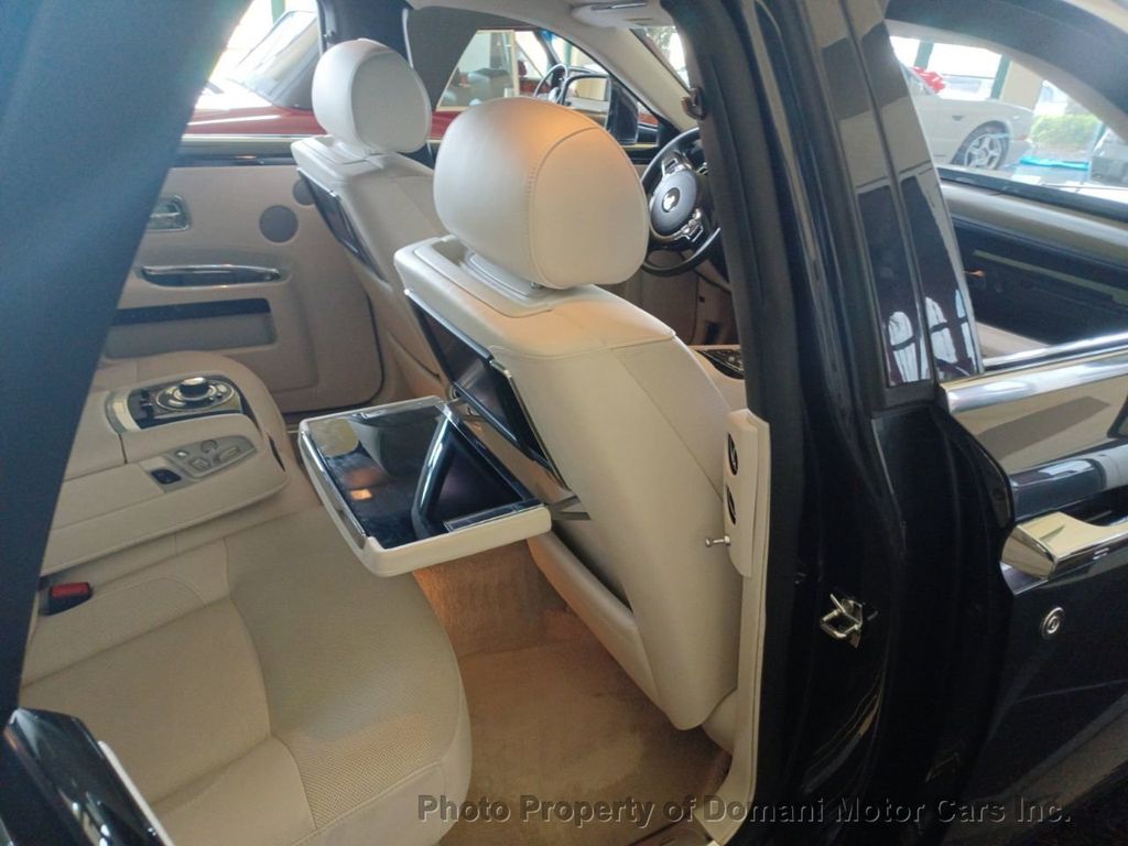 2011 Rolls Royce Ghost photo 15