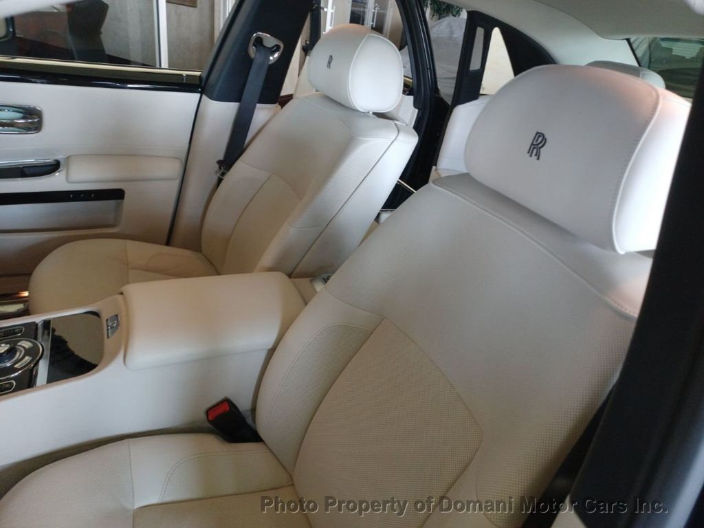 2011 Rolls Royce Ghost photo 16