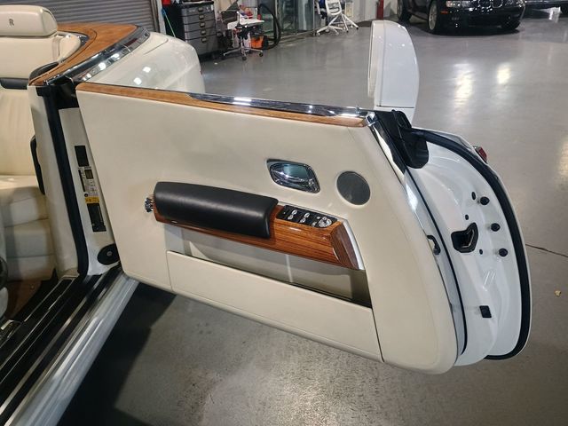 2011 Rolls-Royce Phantom Coupe 2dr Drophead Clean Carfax Florida Car - 22987439 - 13