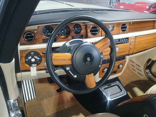2011 Rolls-Royce Phantom Coupe 2dr Drophead Clean Carfax Florida Car - 22987439 - 19