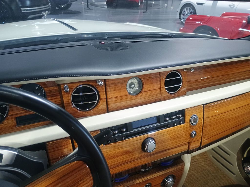 2011 Rolls-Royce Phantom Coupe 2dr Drophead Clean Carfax Florida Car - 22987439 - 24