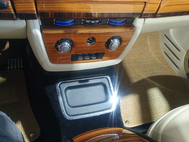 2011 Rolls-Royce Phantom Coupe 2dr Drophead Clean Carfax Florida Car - 22987439 - 27