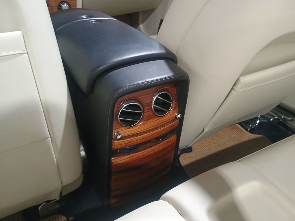 2011 Rolls-Royce Phantom Coupe 2dr Drophead Clean Carfax Florida Car - 22987439 - 34