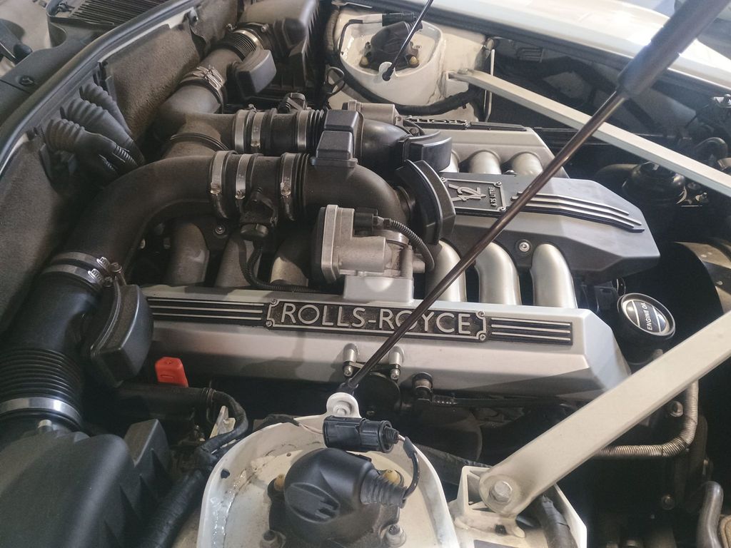 2011 Rolls-Royce Phantom Coupe 2dr Drophead Clean Carfax Florida Car - 22987439 - 45