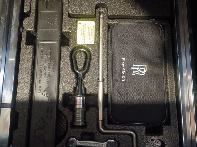 2011 Rolls-Royce Phantom Coupe 2dr Drophead Clean Carfax Florida Car - 22987439 - 53