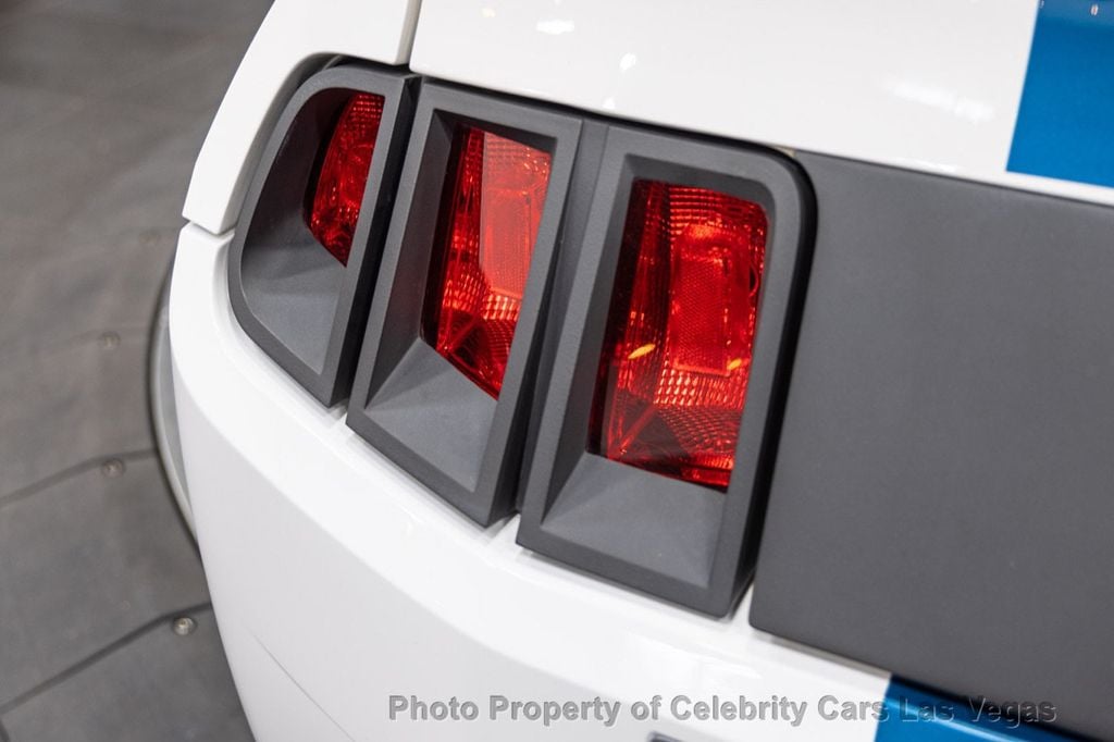 2011 Ford Mustang GT photo 21