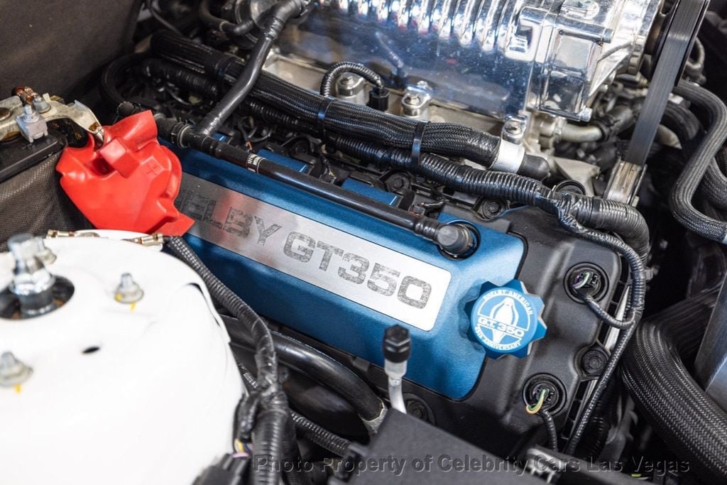 2011 Ford Mustang GT photo 3
