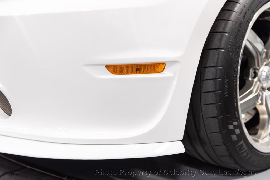 2011 Ford Mustang GT photo 29