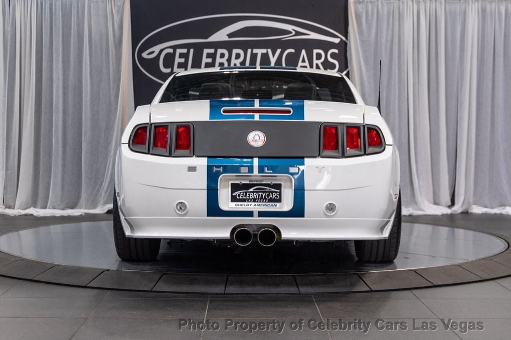 2011 Ford Mustang GT photo 4