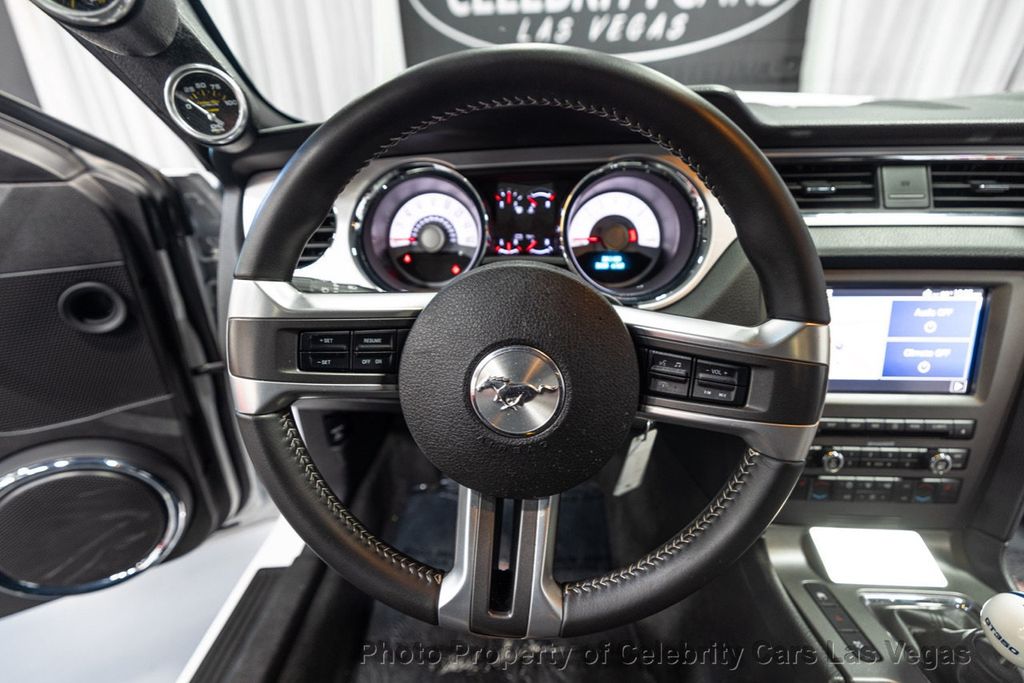 2011 Ford Mustang GT photo 42