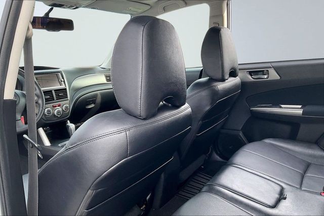 2011 Subaru Forester 4dr Automatic 2.5X Limited w/Navigation System - 22972725 - 17