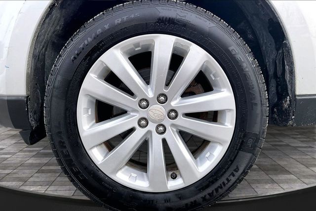 2011 Subaru Forester 4dr Automatic 2.5X Limited w/Navigation System - 22972725 - 32